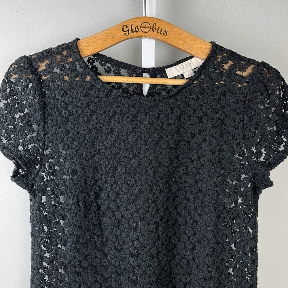 Ann Taylor LOFT Sheer Black‎ Top Shirt Womens S Nylon Mesh Floral Embroidered - Picture 2 of 6